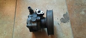 Servo cerpadlo audi a4 8k a5 8t 8k0145153f