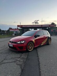 VW Golf 7R kovaný motor