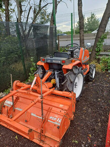 Traktor KUBOTA ASTE-A17 - 1