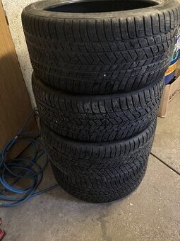 Zimní pneu 275/40 R22 315/35 R22