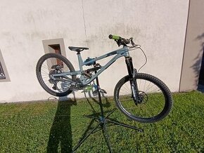 Commencal clash 2021 v2