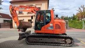 Pásový bagr Doosan DX140