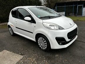 Peugeot 107 1.0i, r.2012, STK, klima, 2.majitel - 1