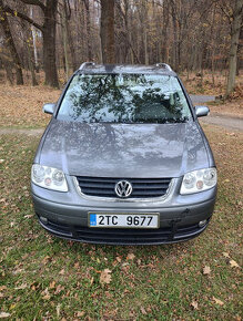 VW Touran 2.0 TDi ,103 kW, r.v. 10/2006, 7 MÍST