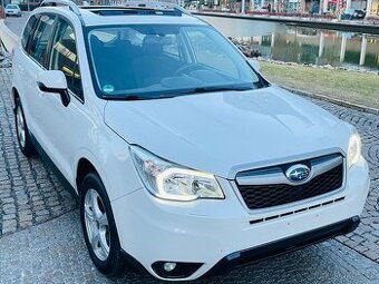 Subaru Forester 2.0 4x4 AUTOMAT LED KAMERA VÝHŘEV SERVISKA