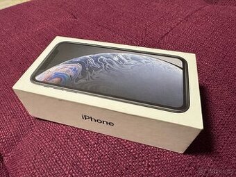 Apple iPhone XR 128GB černý - 1