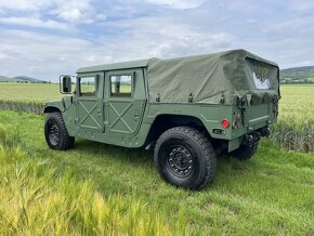 Humvee Hummer H1 HMMWV - 1