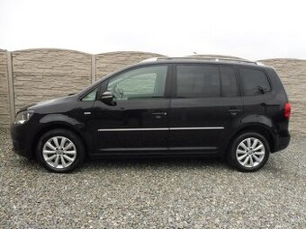 Volkswagen Touran 2.0TDi 140PS HIGHLINE/7MÍST/1A