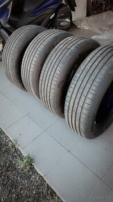 Pneu Hankook 215/65 R17, 99H