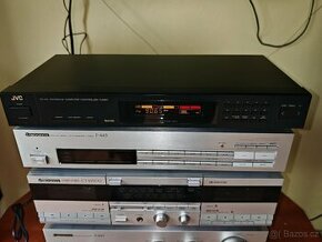 JVC tuner - 1