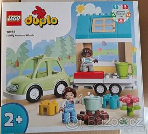 Lego Duplo 10986 Pojizdny rodinny dum