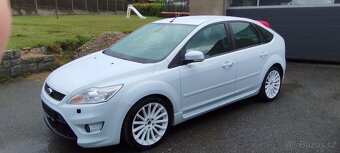 Ford Focus st paket,navi,kůže