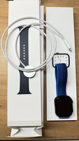 Apple Watch 7 vesmírně šedá 32GB 45mm