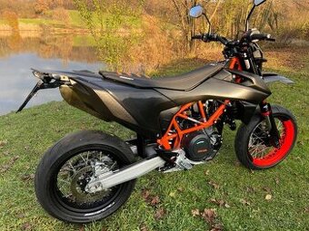 KTM 690 SMC-R