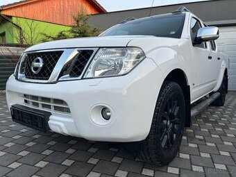 Nissan Navara 3.0 Dci V6  170kw, 4x4, automat, kůže,