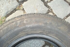 pneu Dunlop SP 10  175/80R14