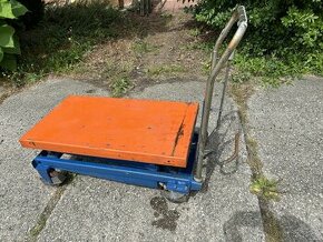 Nůžkový zdvihací vozík