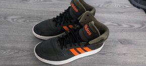 Zateplené tenisky Adidas 38