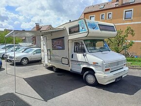 Autokaravan Fiat
2.0D,60kw,rok 1990. Najeto
90tis km.