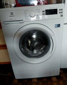 Úzká pračka Electrolux EW6SN526WC - 1