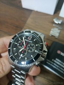 Prodám téměř nové Hodinky Wenger Seaforce chrono - 1