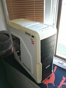 Set - i5-4460, gtx 660ti, 16gb ram