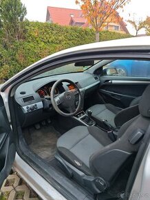 Opel Astra H