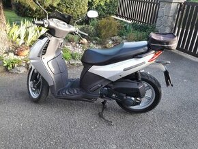 výměna aprilia sportcity 200+elektrokolo