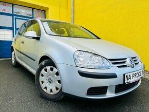 VOLKSWAGEN GOLF 1.4 i BENZÍN 5 DVEŘÍ KLIMA PUVOD ČR