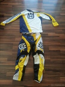 Kalhoty a dres Husqvarna