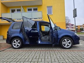 Volkswagen Touran 1,9TDi 77kW Freestyle 7místný navigace