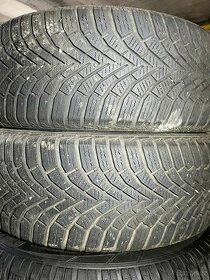 Zimní pneu 215/60 R16