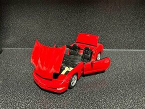 Chevrolet Corvette c5 cabrio 1/18