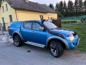 L 200 Pick up Hart top - 1