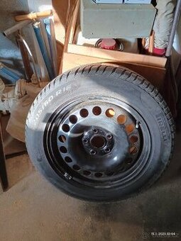 Zimní kolo 205/60 R16 Pirelli 7.5mm Passat Touran caddy