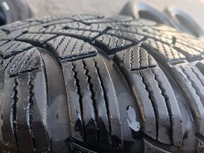 Zimní pneu Good Year Ultragrip 205/60R16