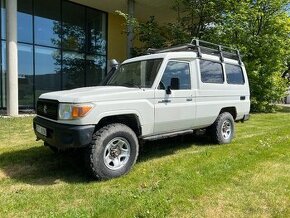 Toyota Landcruiser HZJ 78, 4.2 D/96 kw, tažné 3500 kg