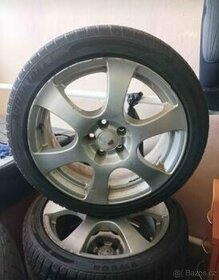 215/45 R17 Subaru Alu kola+ pneu