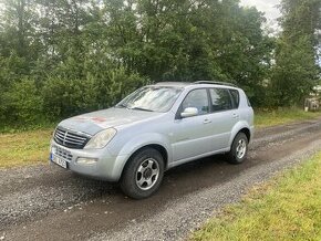 Ssangyong rexton - 1