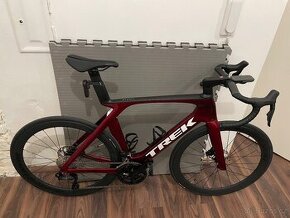 TREK MADONE SL 6 Gen 7 Crimson 2024 Velikost: 58