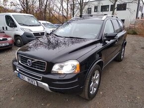 Volvo XC90 D5 AWD Momentum 7 míst