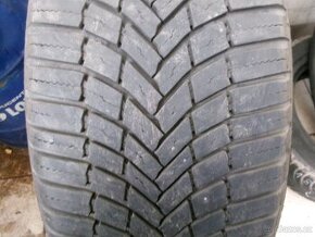 225/50 R17 BRIDGESTONE (cca 5,5mm) č.15278