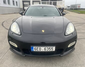 Porsche Panamera Turbo S 405kw PDK-Black