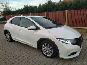 Honda Civic 2.2i-DTEC 110kW Sport - 1