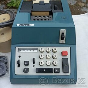 olivetti retro elektromechanická sčítačka