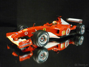 Ferrari F2002 Schumacher F1 Formule Hot Wheels 1/18