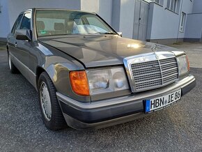 Mercedes-Benz W124 230E 2,3L