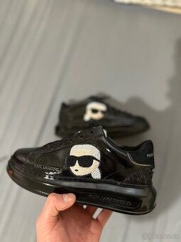 KARL LAGERFELD Sneakersy KL62531U Černá