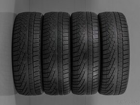 R16 ZIMNÍ PNEUMATIKY 215/65/16 98H PIRELLI 4KS (1364T)