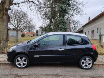 benzínový Renault Clio 1.2 edice Rip Curl   10/2007 - 1